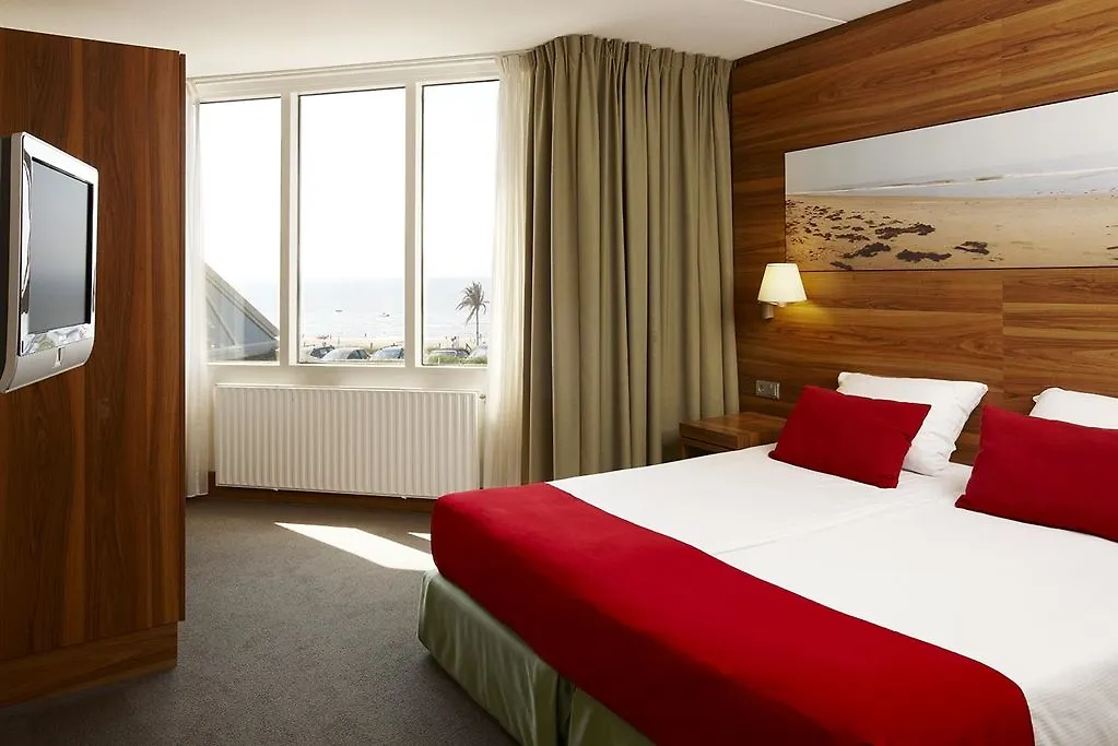 NH Zandvoort Hotel 4*,